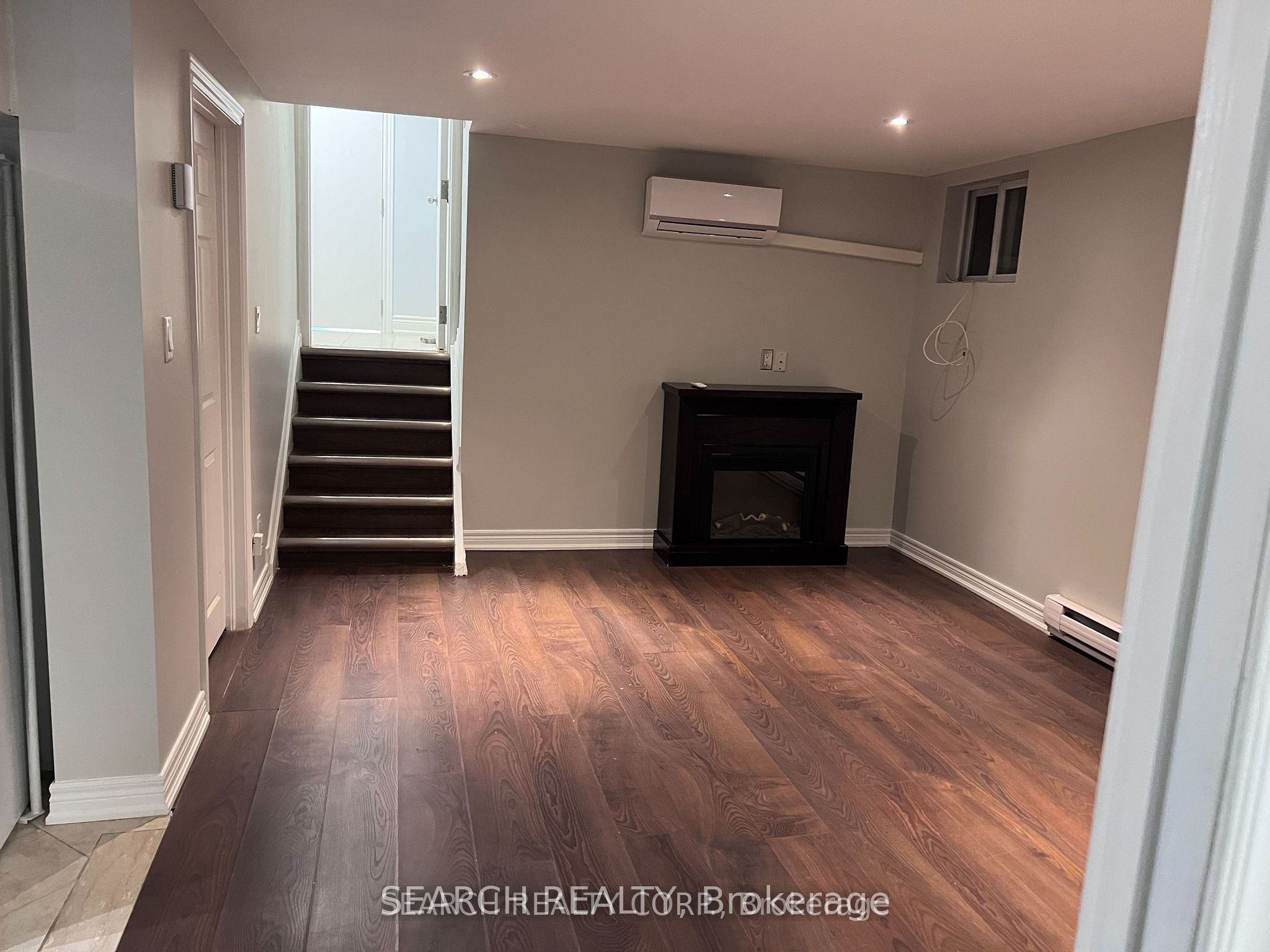 1932 Barsuda Drive Property Photo 15