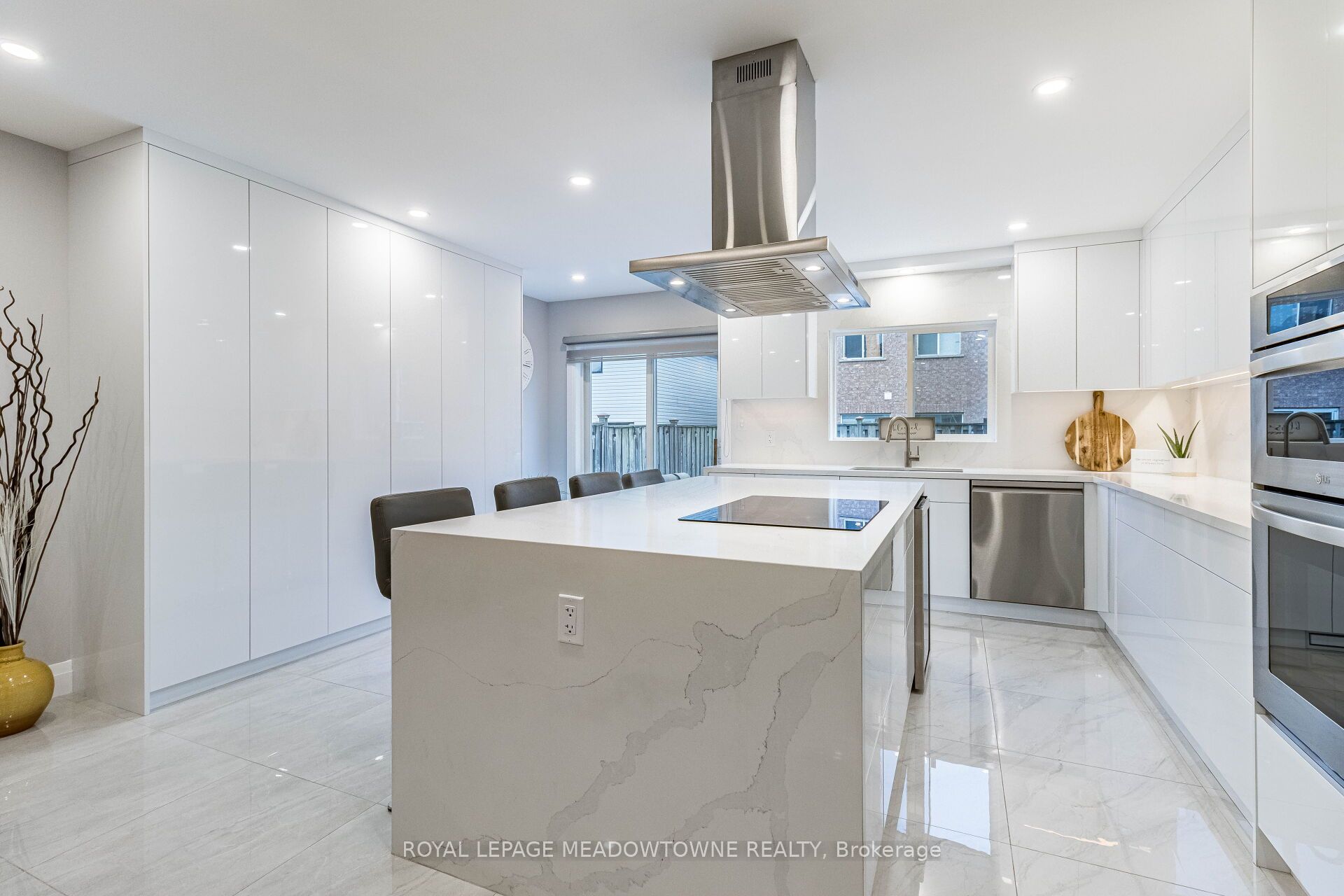 20 Sloan Drive Property Photo