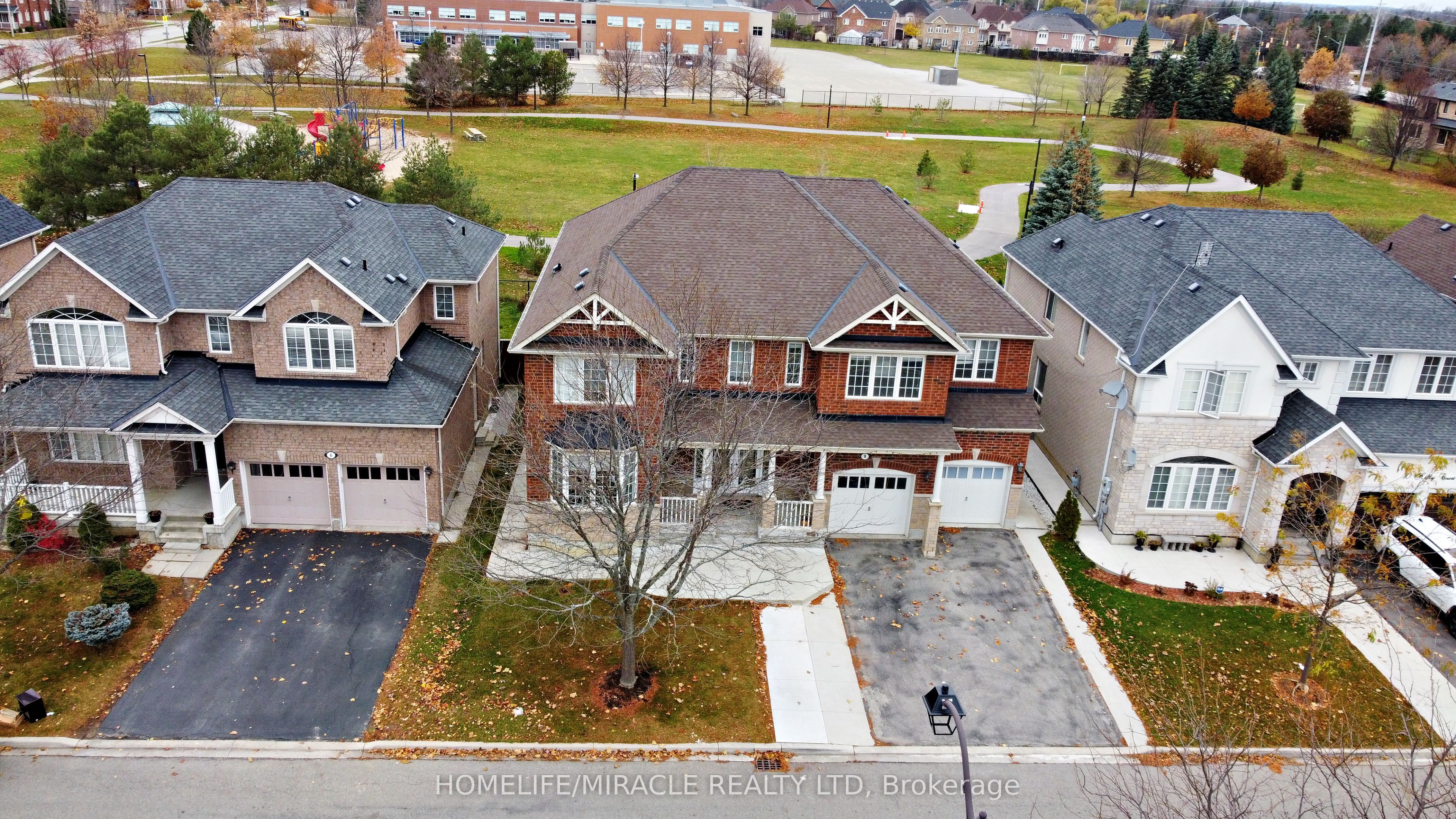 8 Nelly Court Property Photo 1