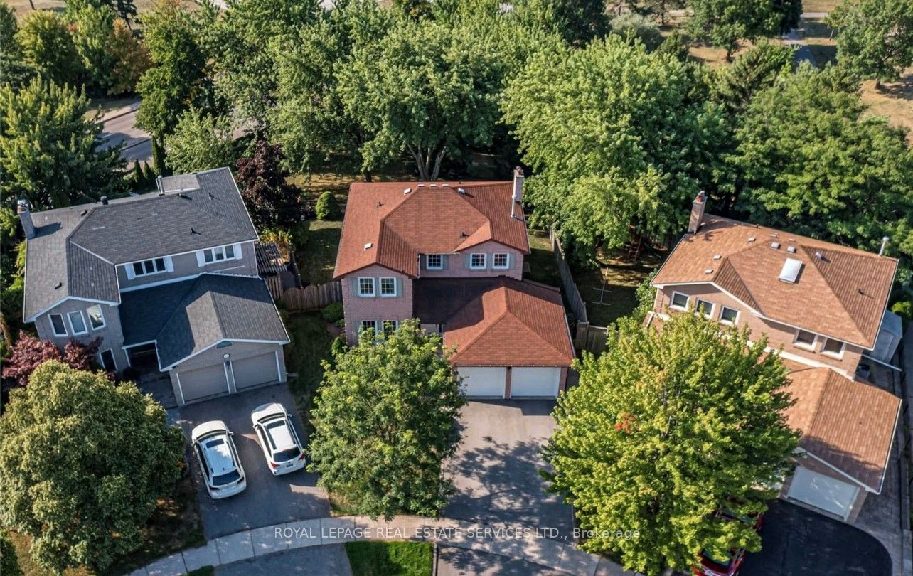 455 Parklane Rd Property Photo 3