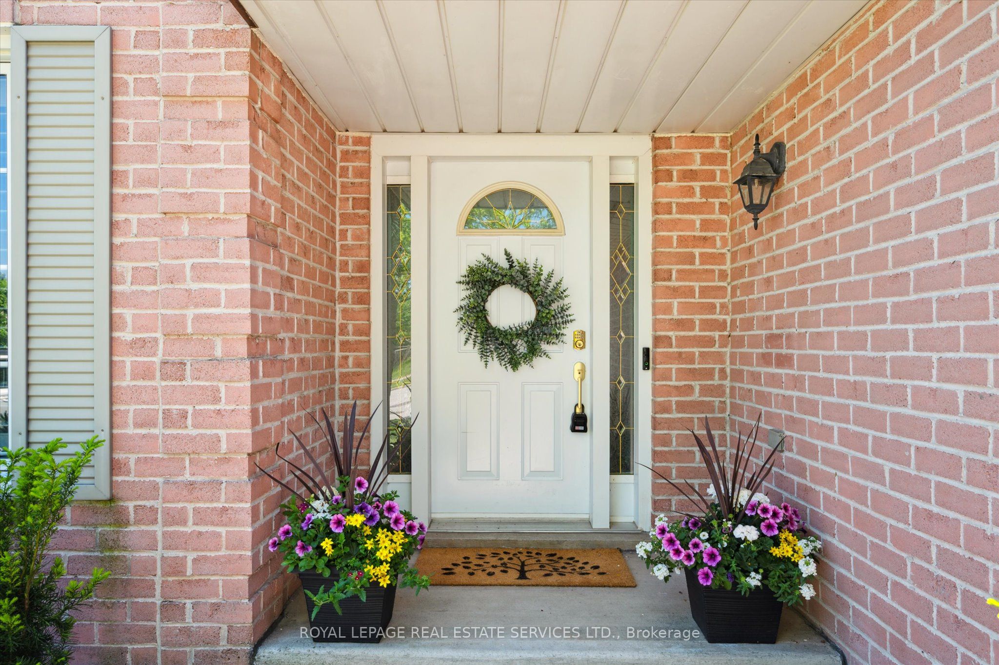 455 Parklane Rd Property Photo 6