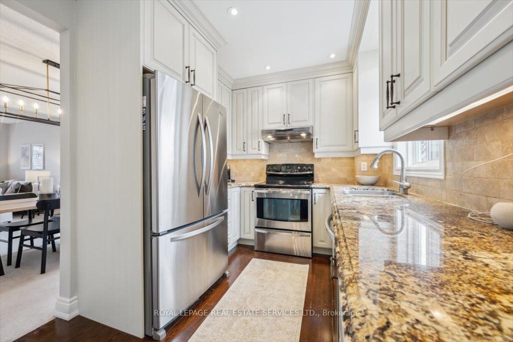 455 Parklane Rd Property Photo 13