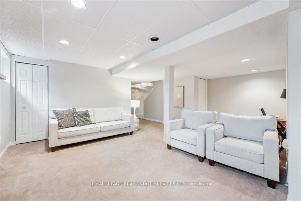 455 Parklane Rd Property Photo 40