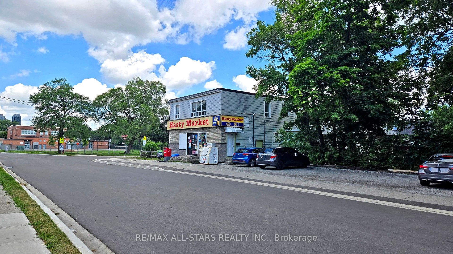 88 Elliott Street Property Photo 29