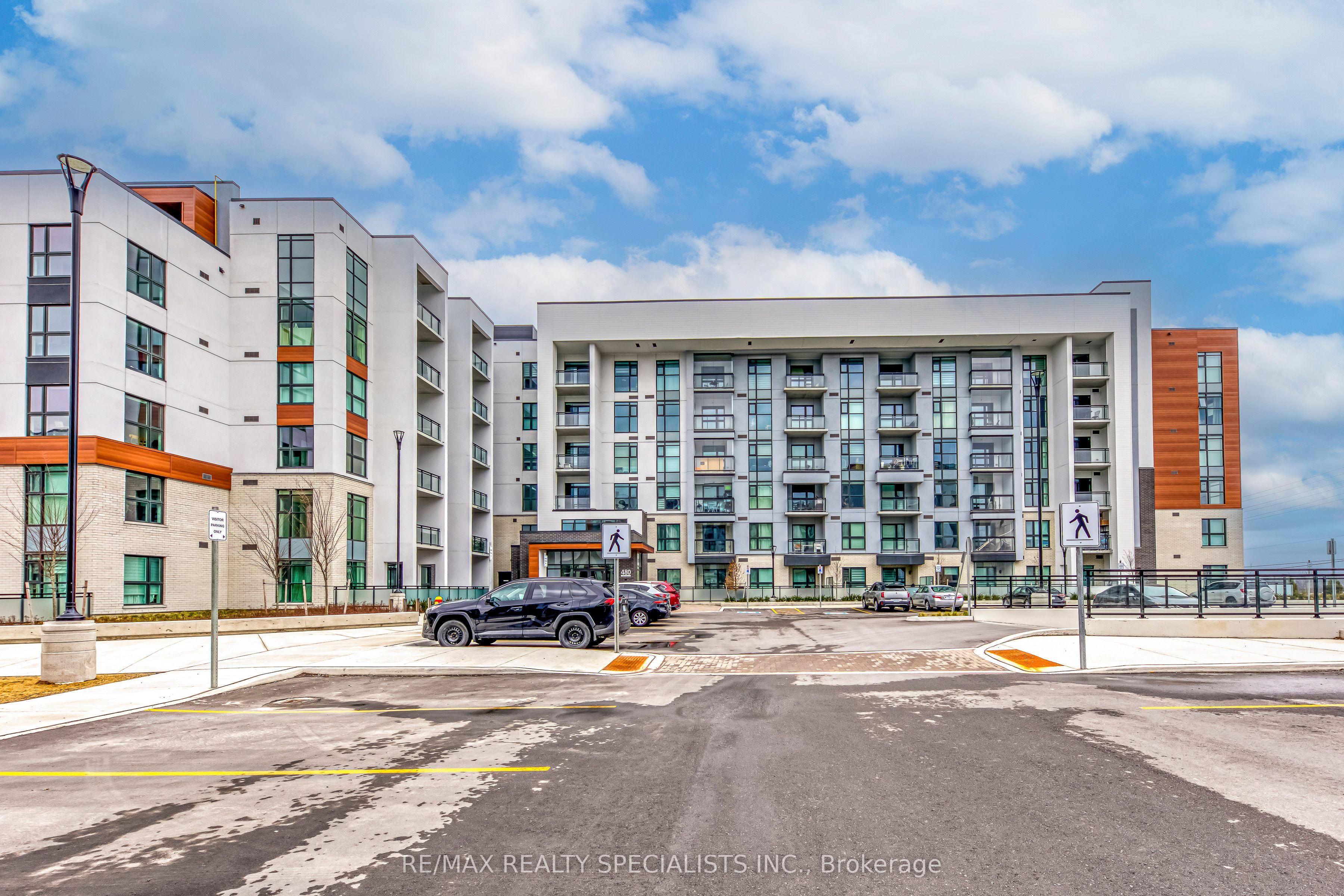 #120 - 480 Gordon Krantz Avenue Property Photo