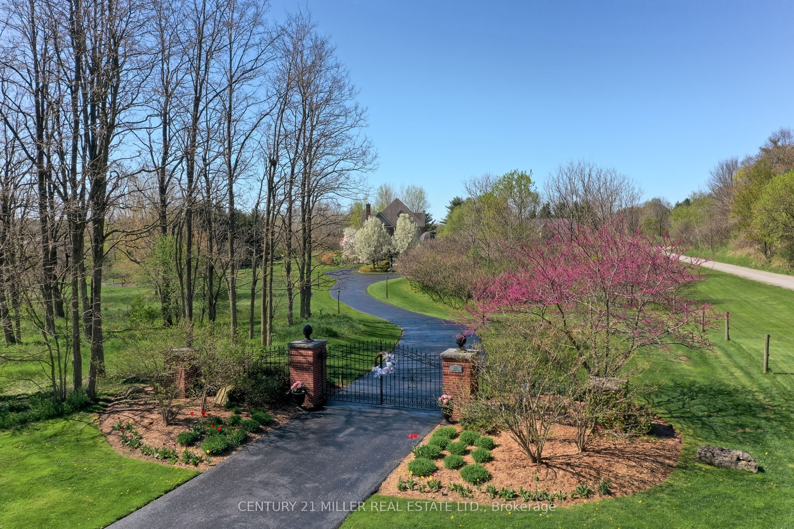 6416 Mcniven Road Property Photo 2