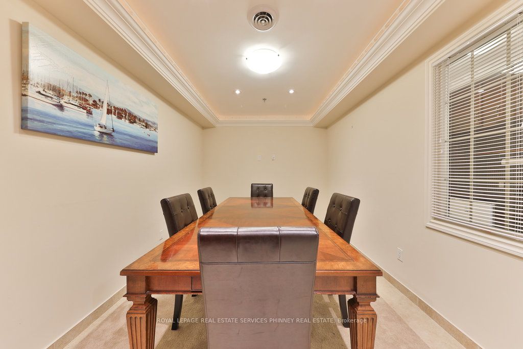 #26 - 2861 Sherwood Heights Drive Property Photo 12