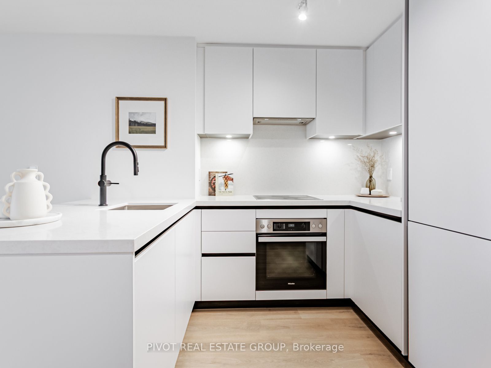 4023 The Exchange N/a 1003 Property Photo 2