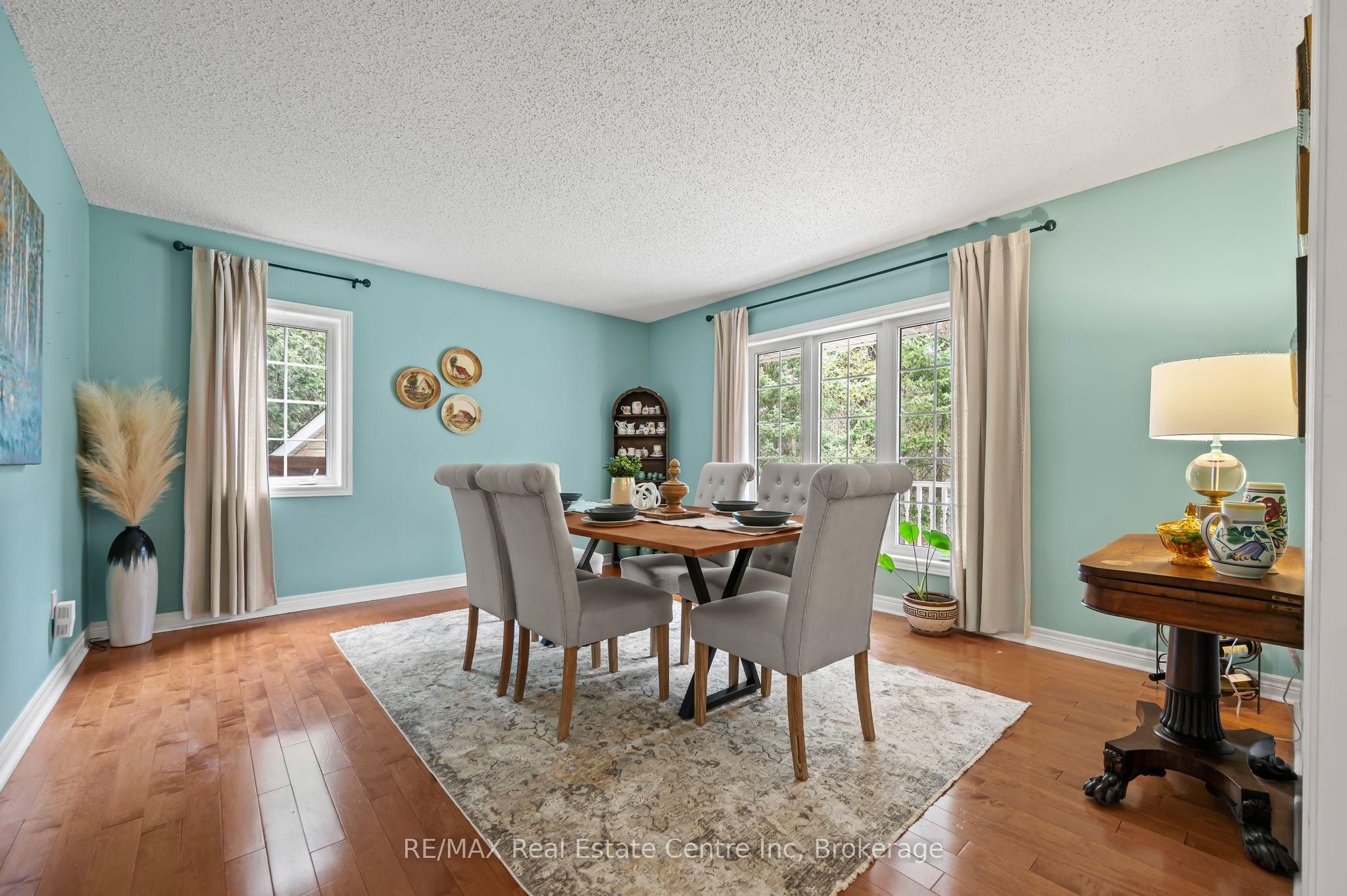 5120 Pineridge Drive Property Photo 13