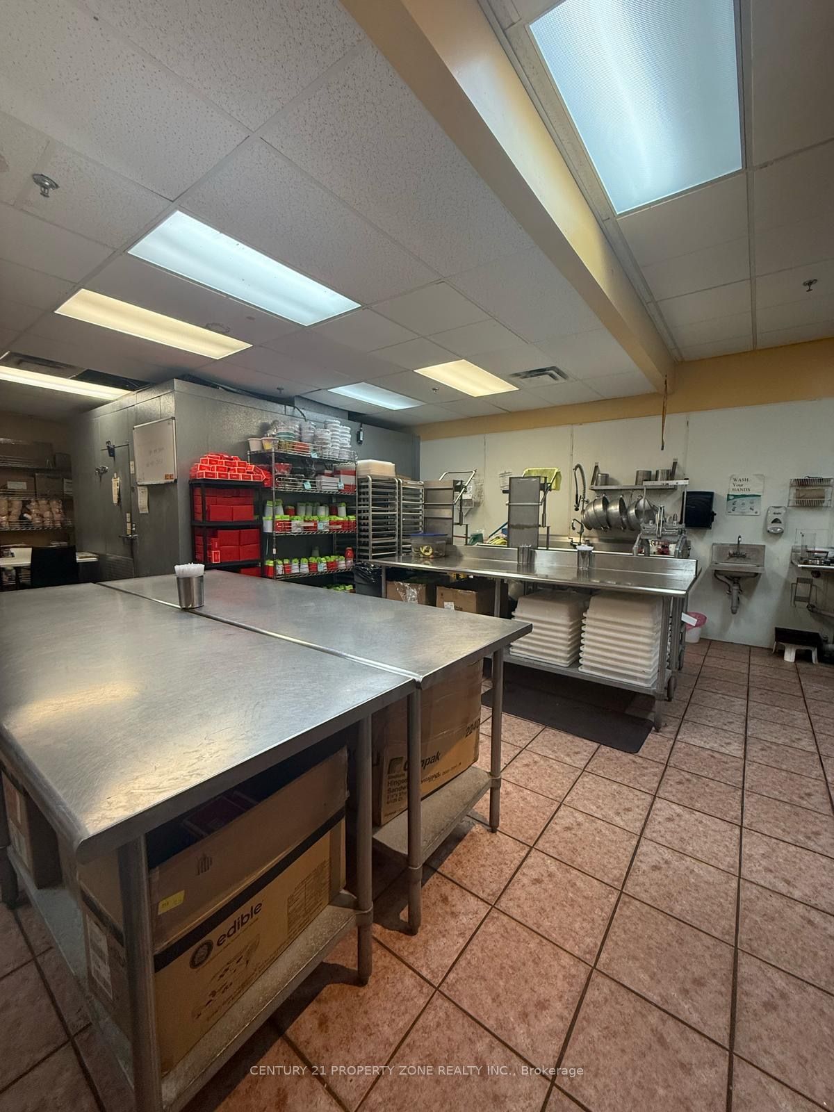 #4 - 1500 Upper Middle Road Property Photo 12