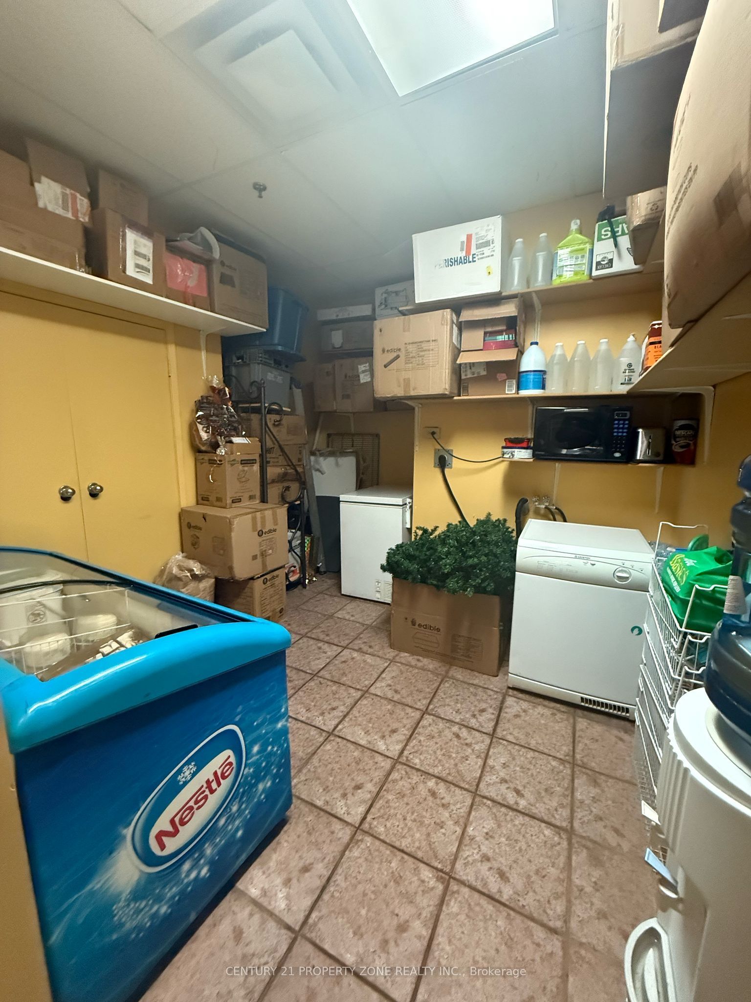 #4 - 1500 Upper Middle Road Property Photo 15