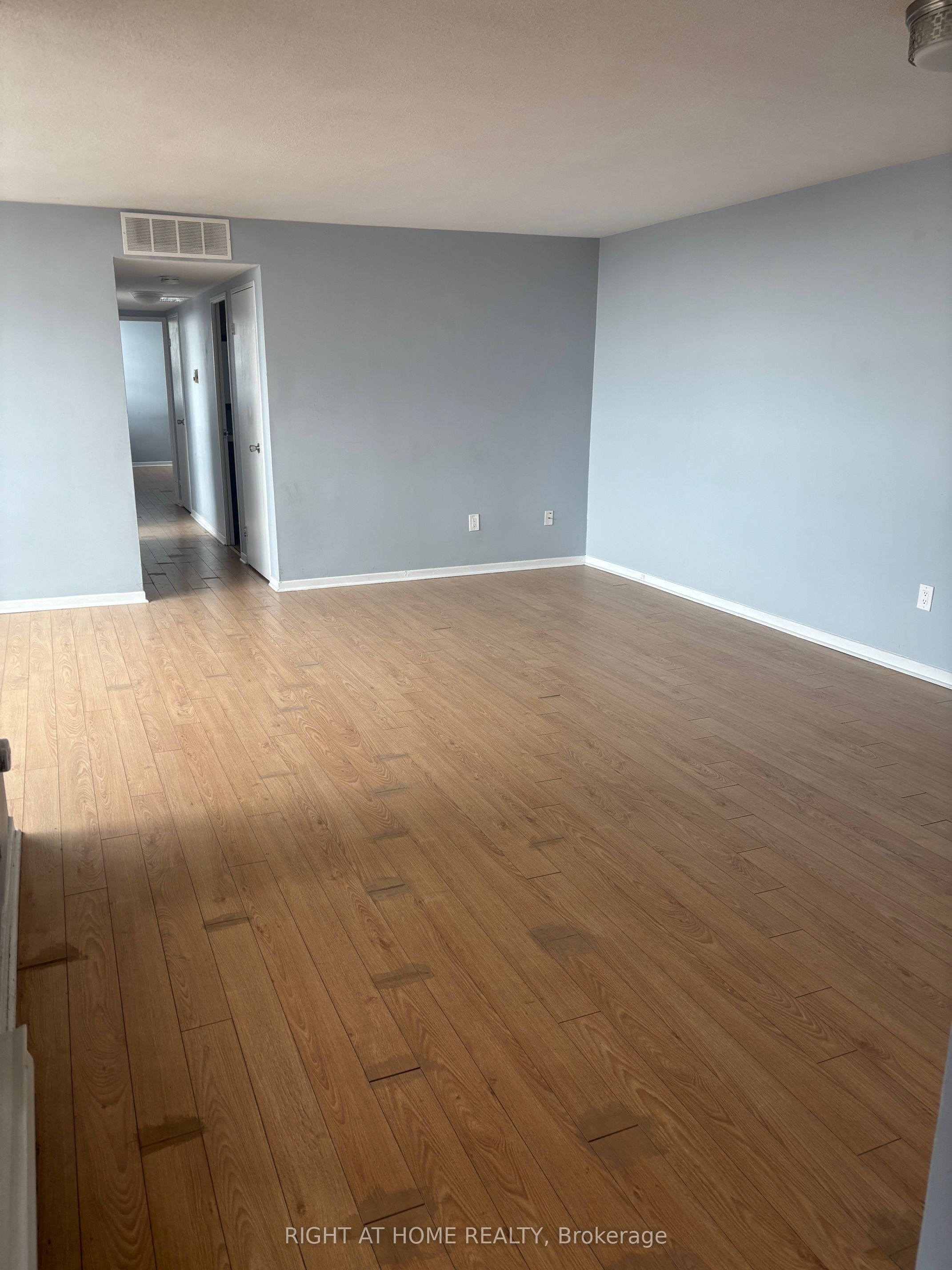 2323 Confederation Parkway N Ph4 Property Photo 10