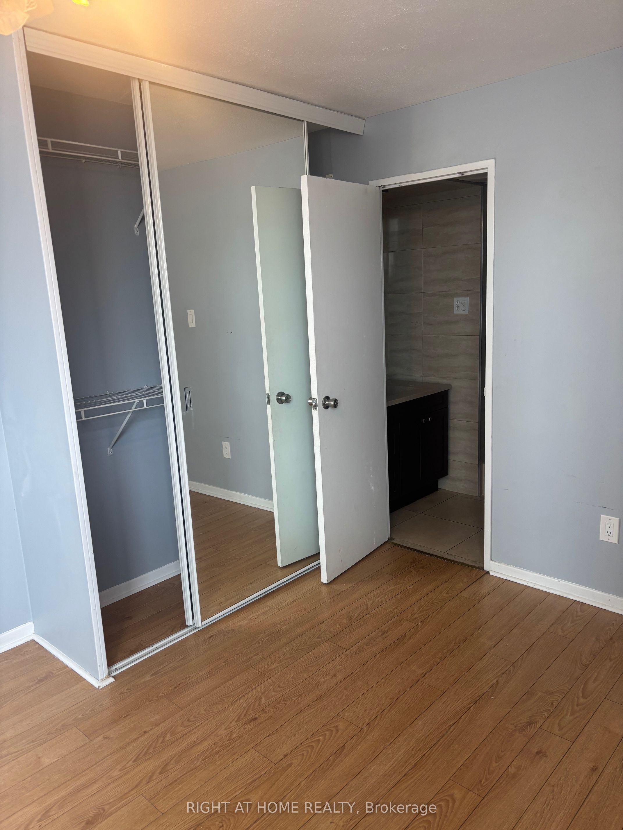 2323 Confederation Parkway N Ph4 Property Photo 13