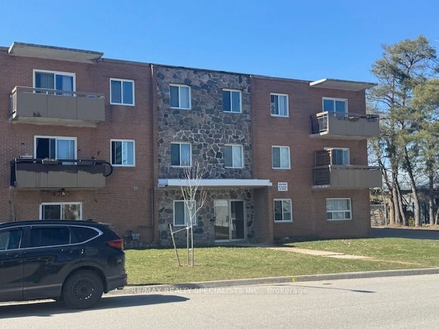 #206 - 9 Princess Street Property Photo