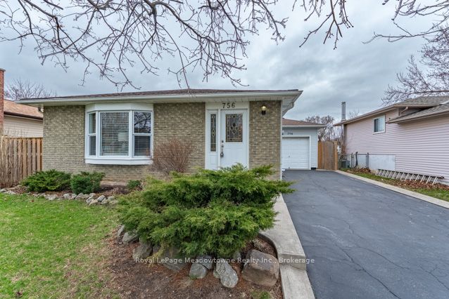 1031 Dp Dorset Park Real Estate Listings Main Image