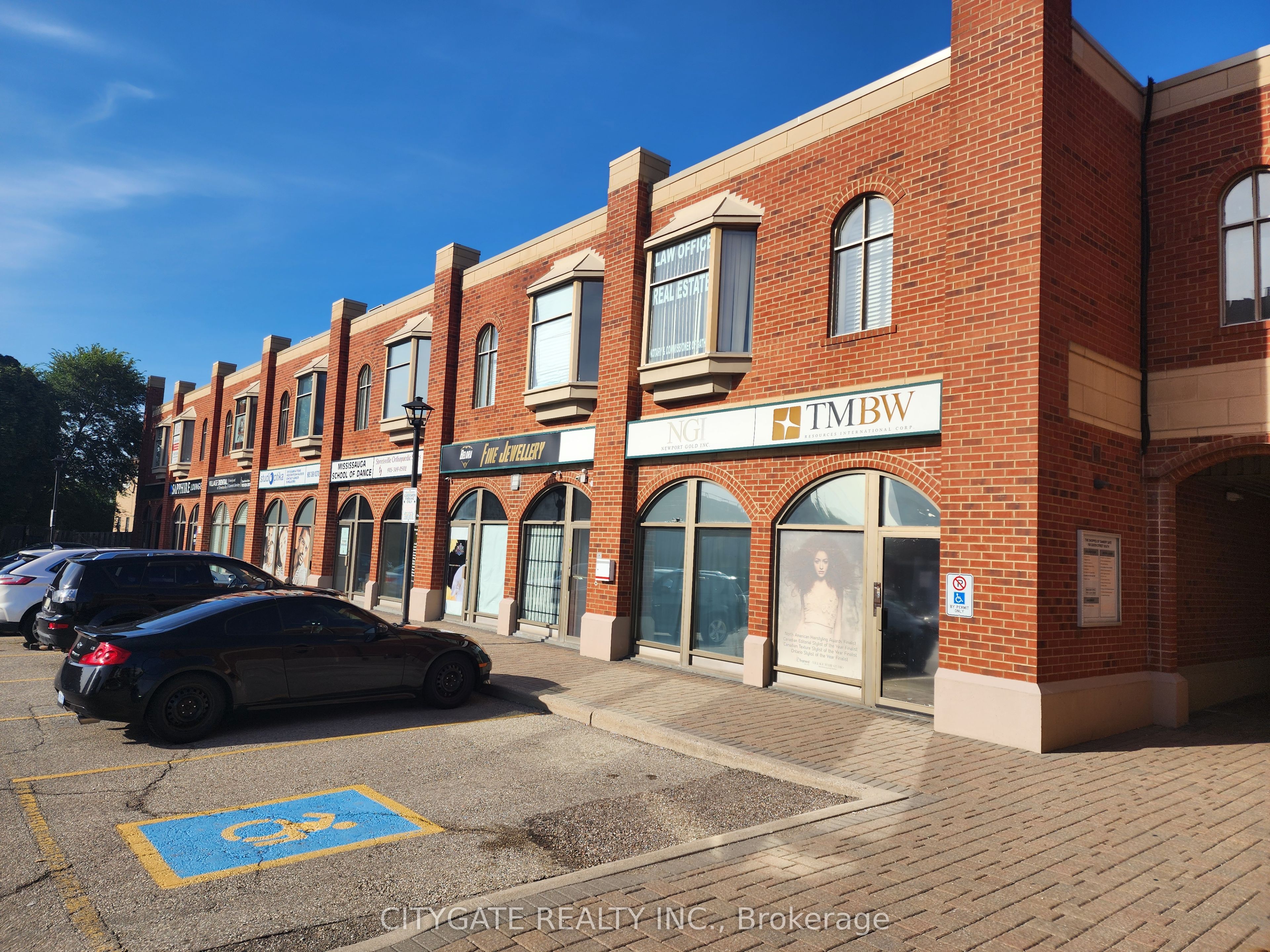 #210 - 168 Queen Street Property Photo 2