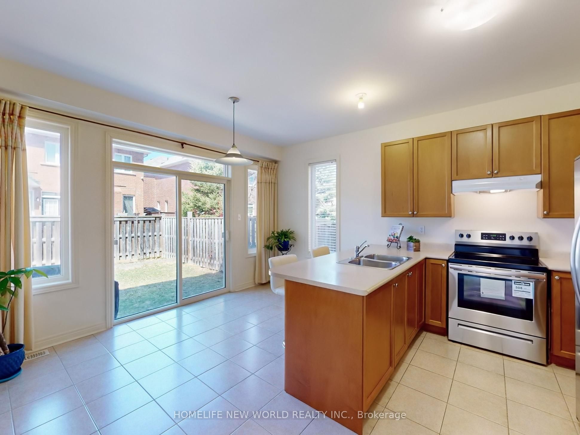 18 Freesia Road Property Photo 11