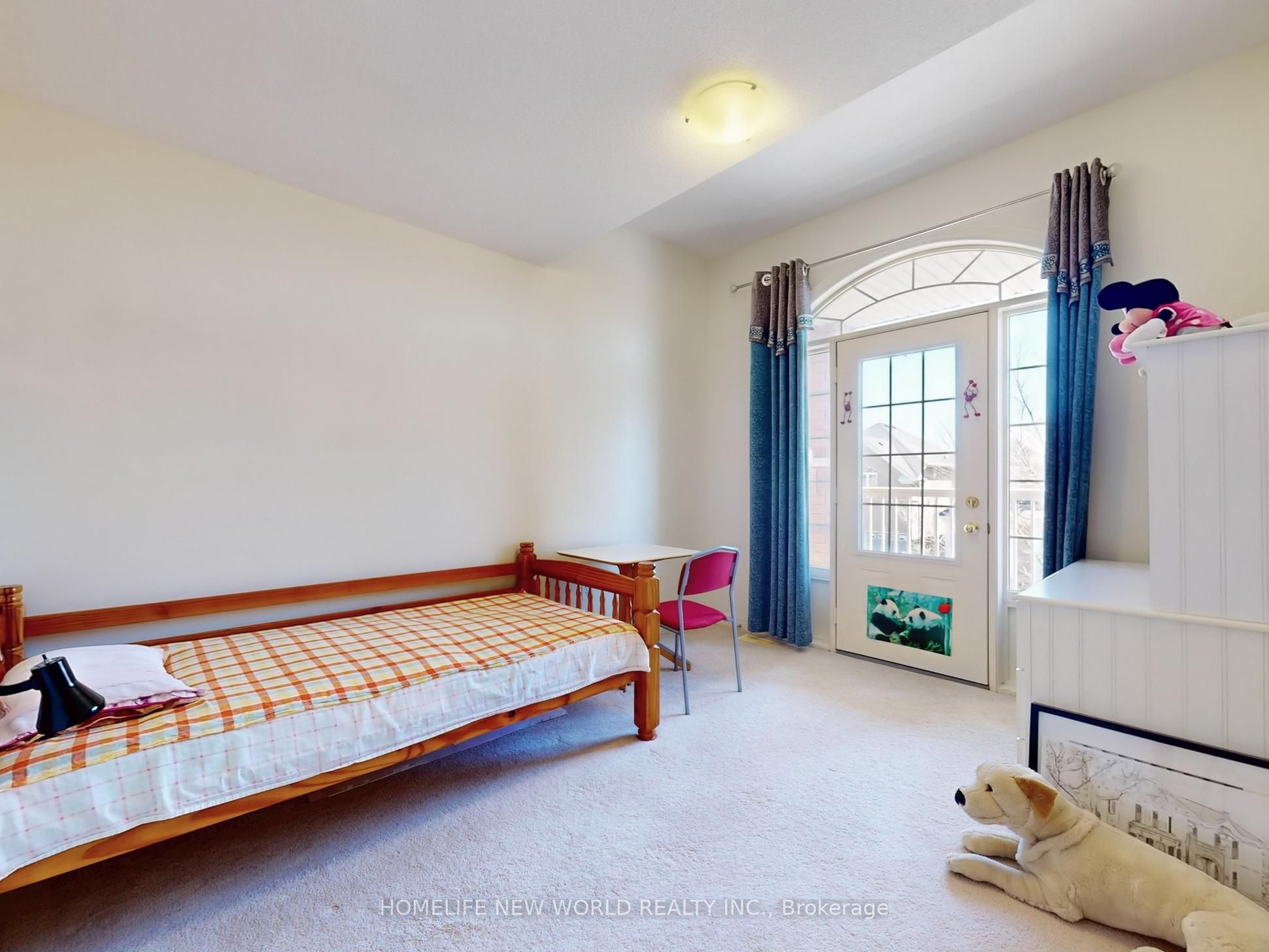 18 Freesia Road Property Photo 24