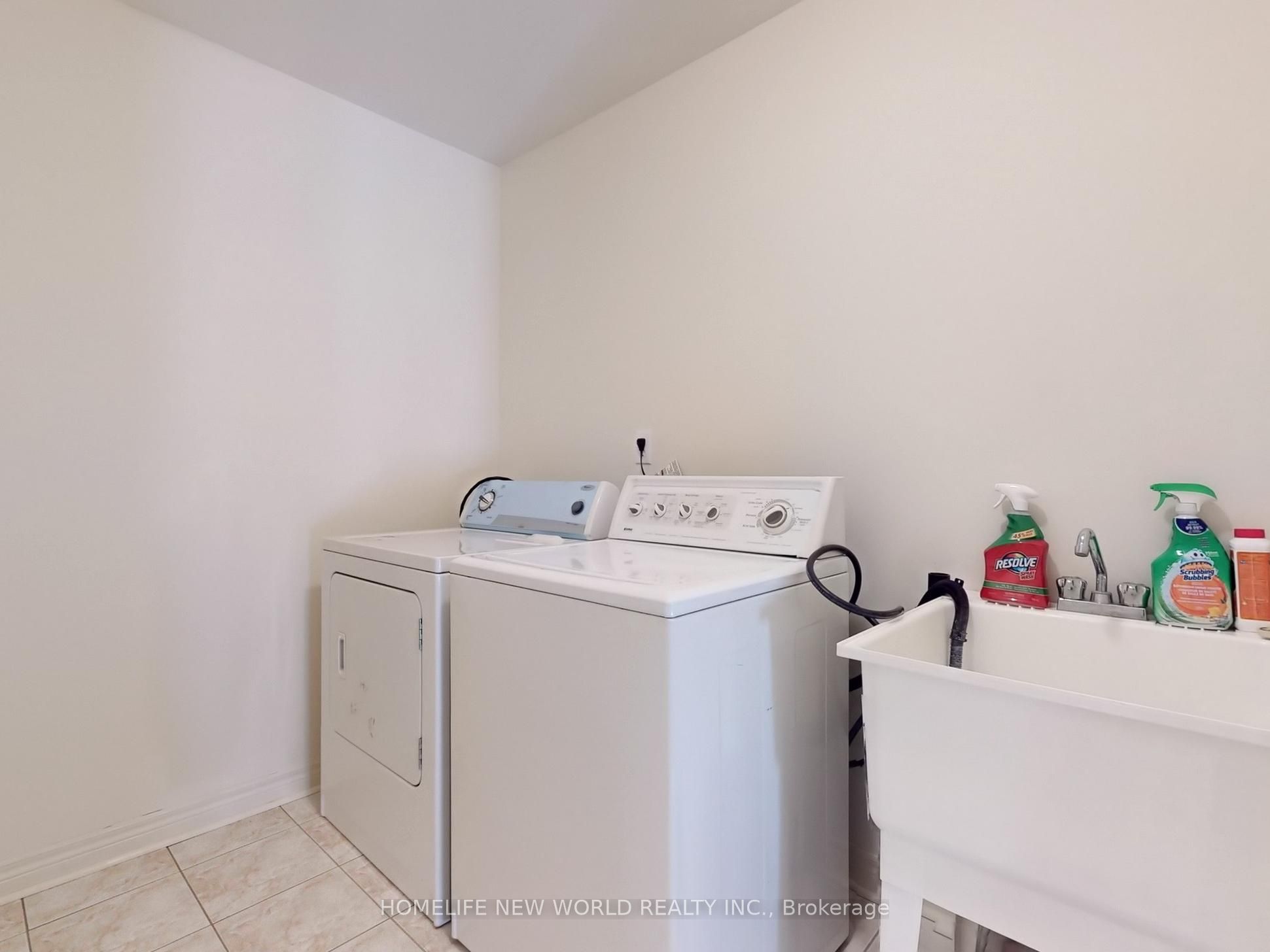 18 Freesia Road Property Photo 27