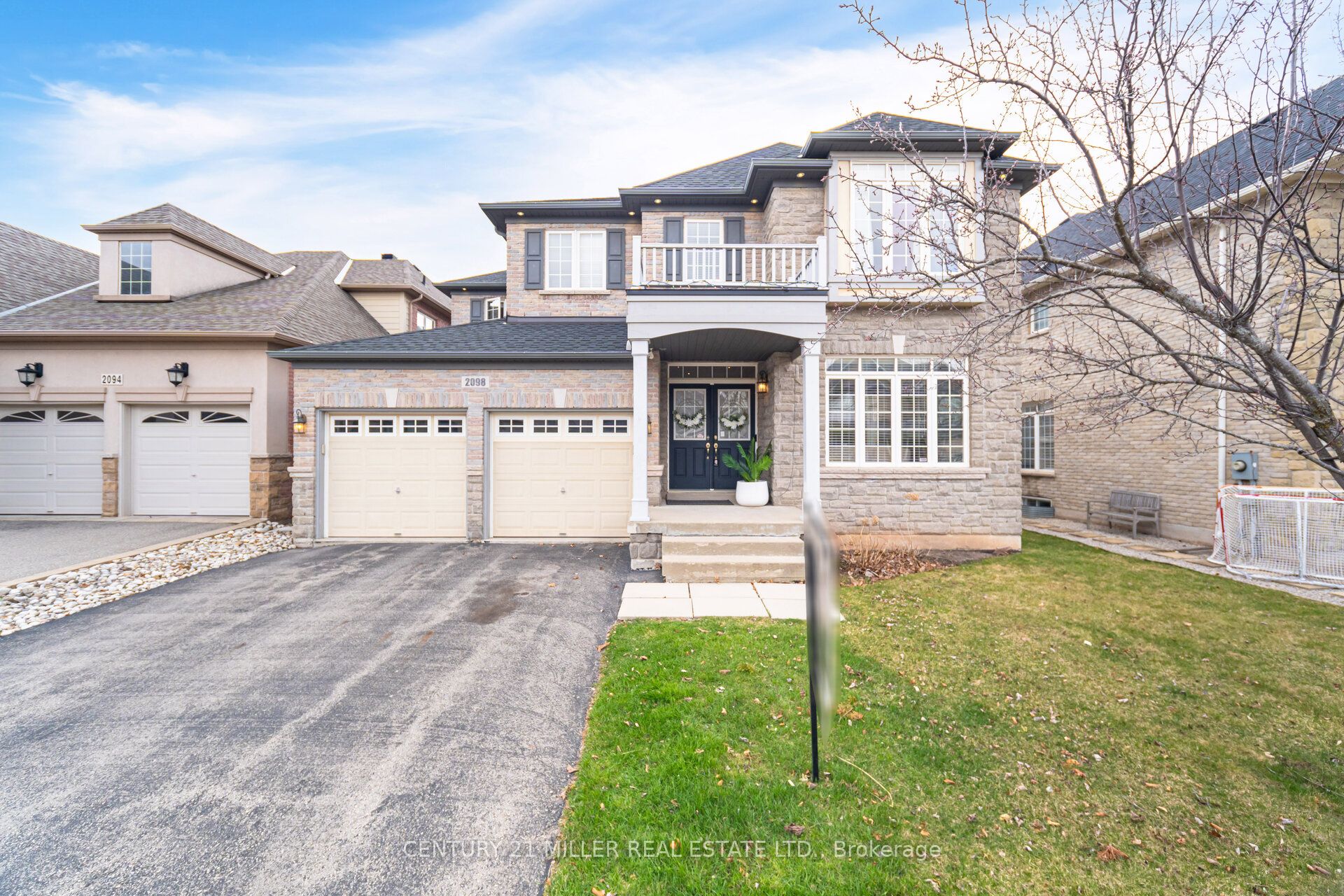 1000 Bc Bronte Creek Real Estate Listings Main Image