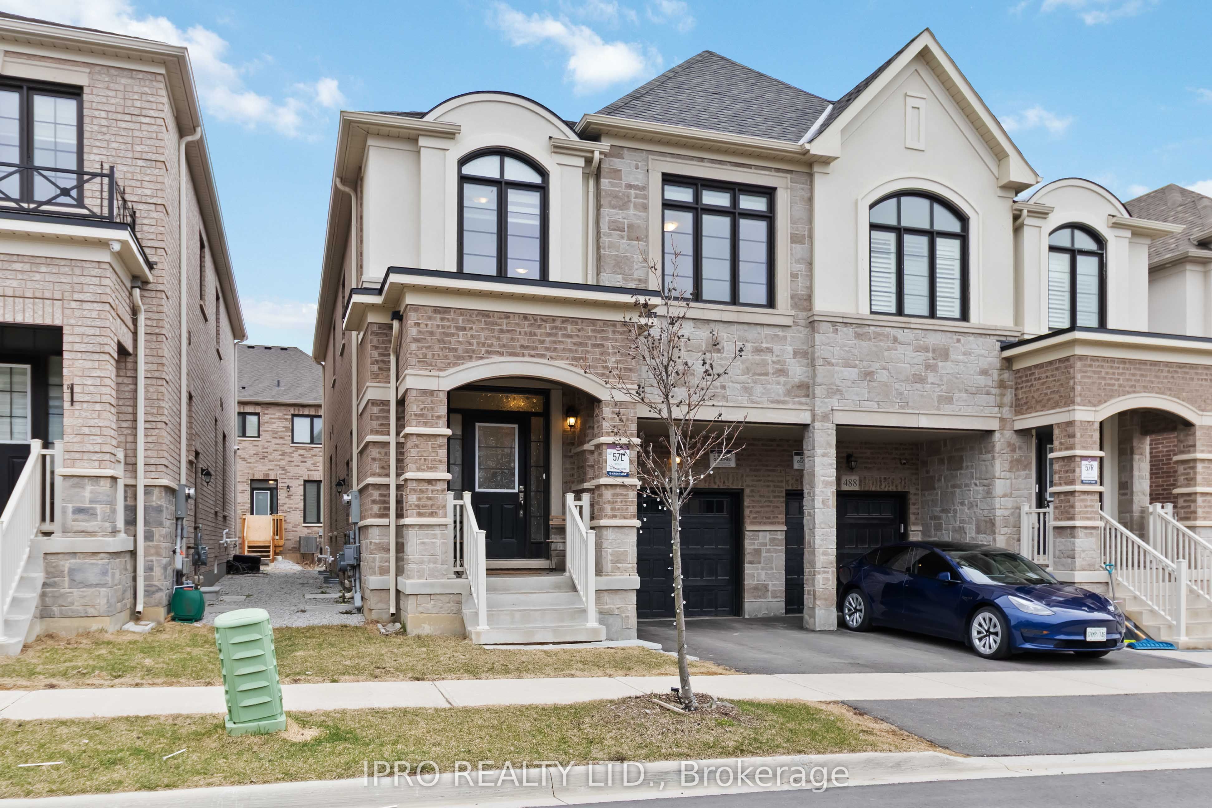 486 Bergamot Avenue Property Photo