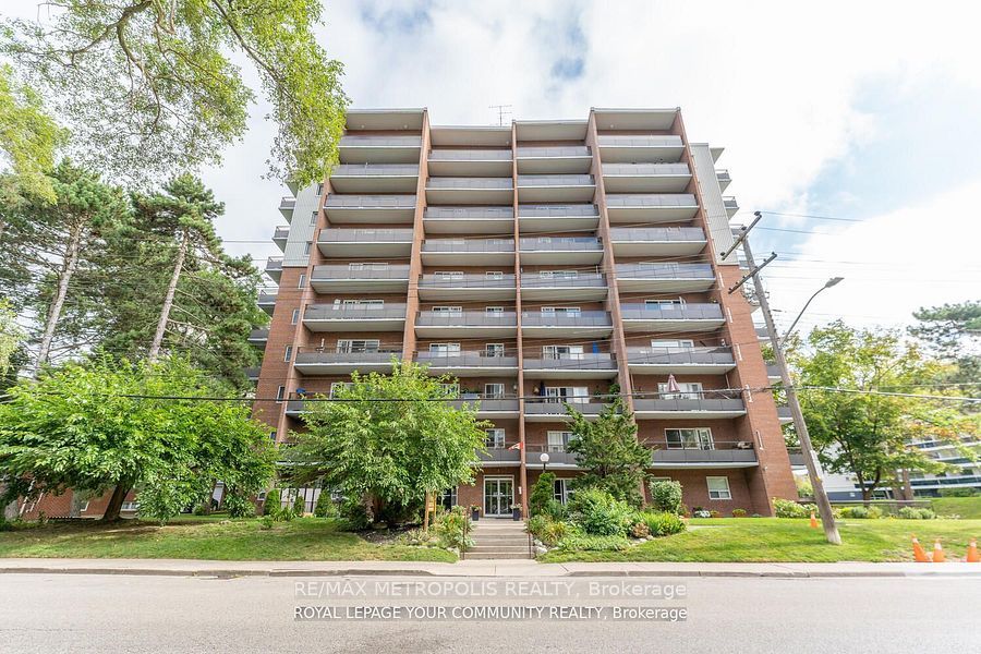 #704 - 15 Elizabeth Street Property Photo 1