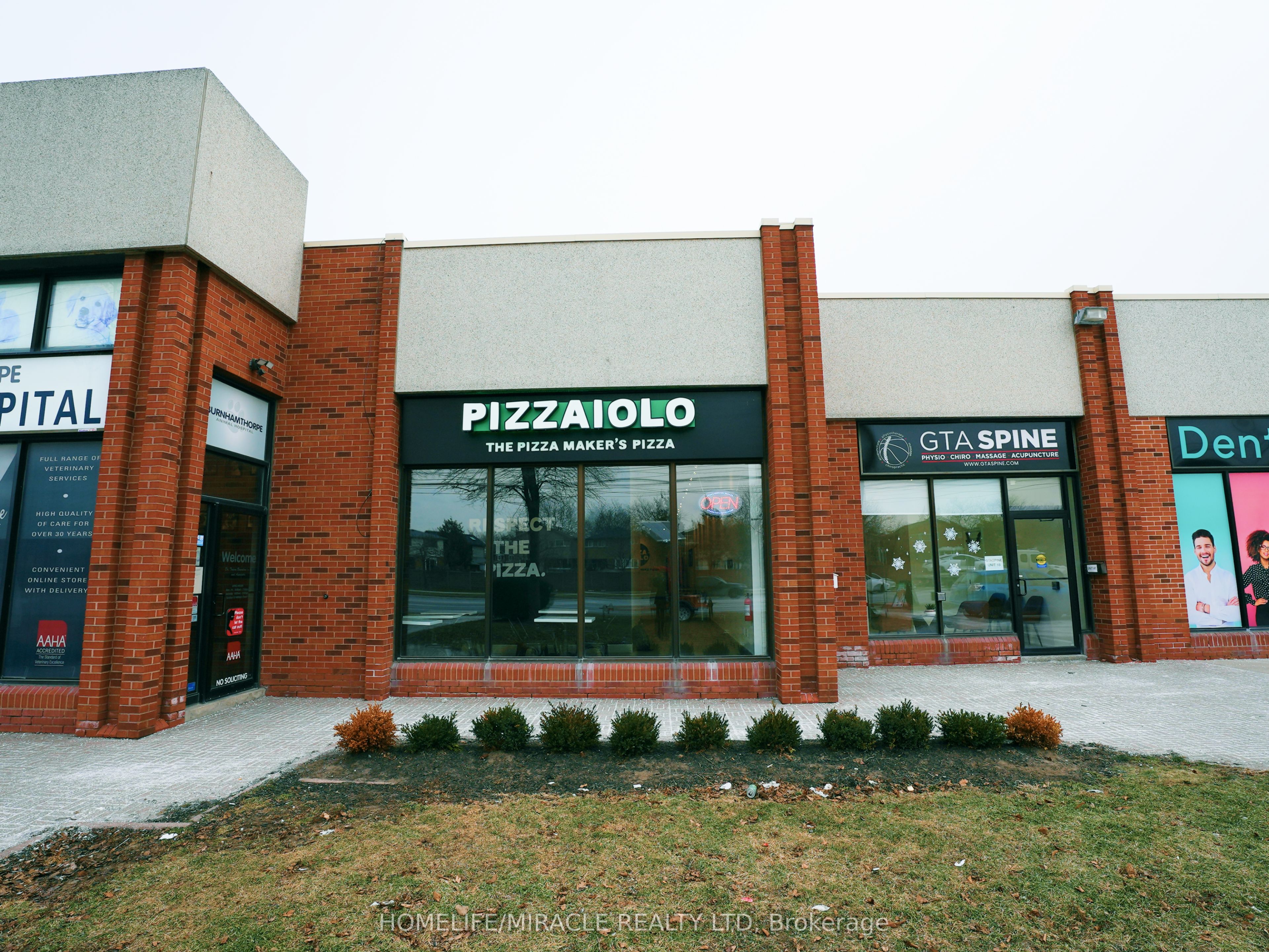 600 Burnhamthorpe Road Property Photo