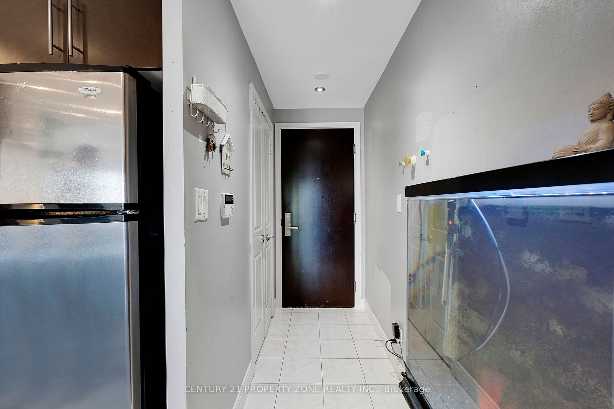 50 Absolute Avenue 1003 Property Photo 13