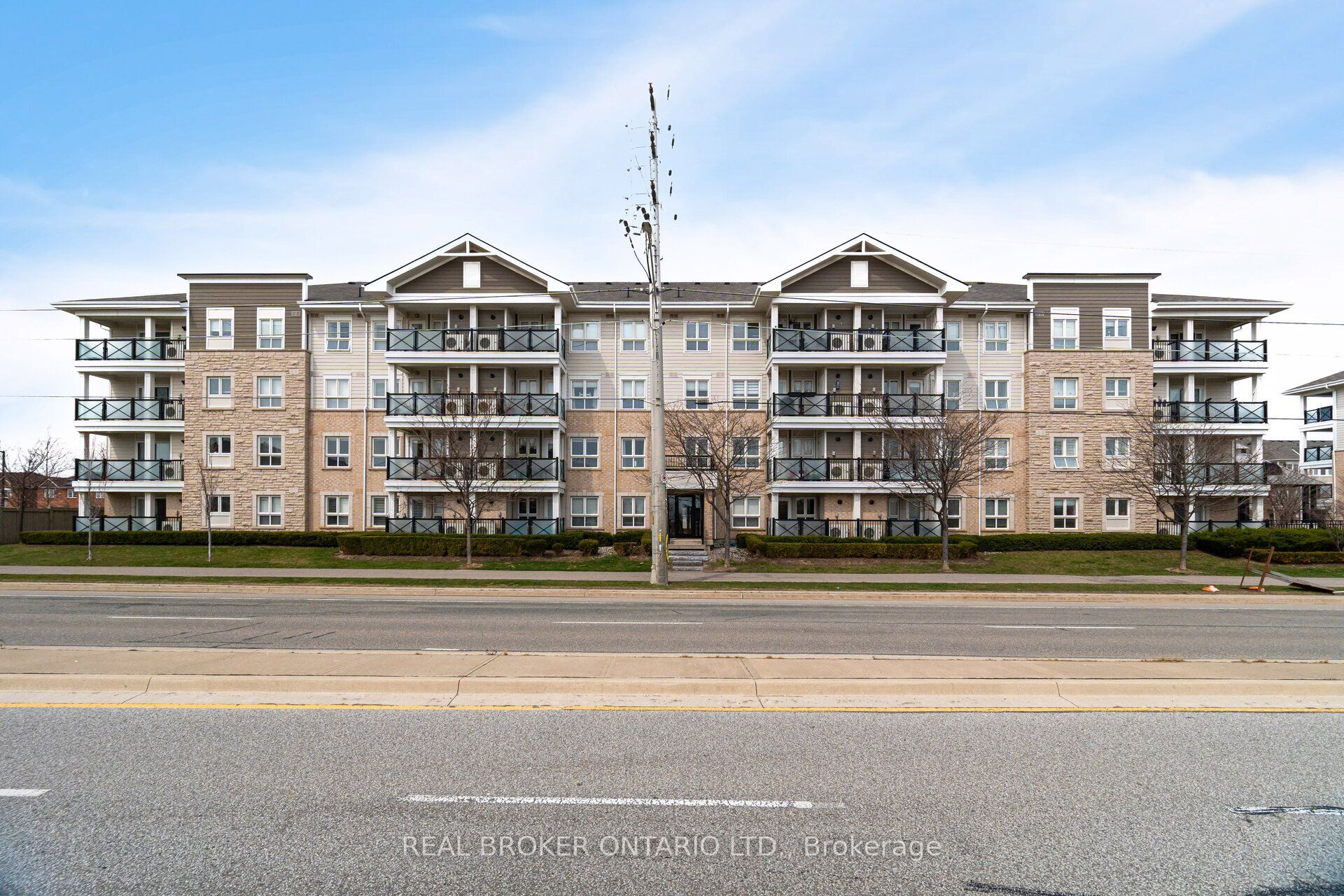 1038 Wi Willmott Real Estate Listings Main Image
