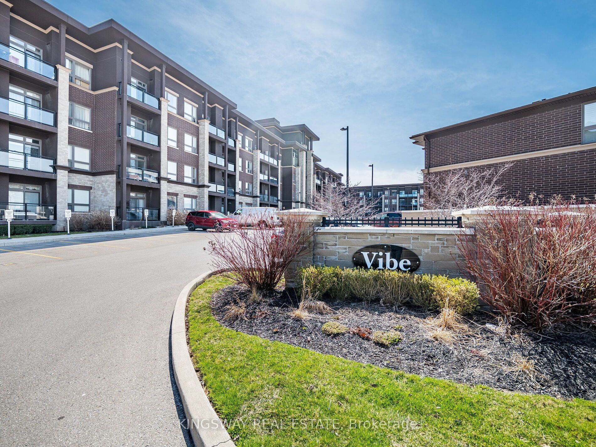 5010 Corporate Dr Property Photo 3