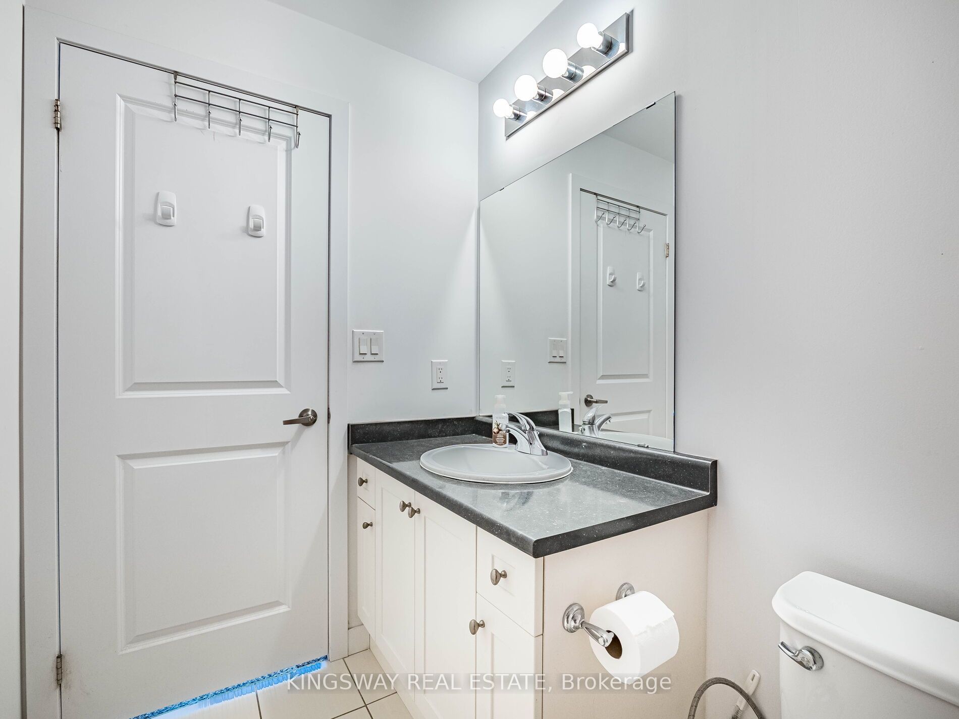 5010 Corporate Dr Property Photo 31