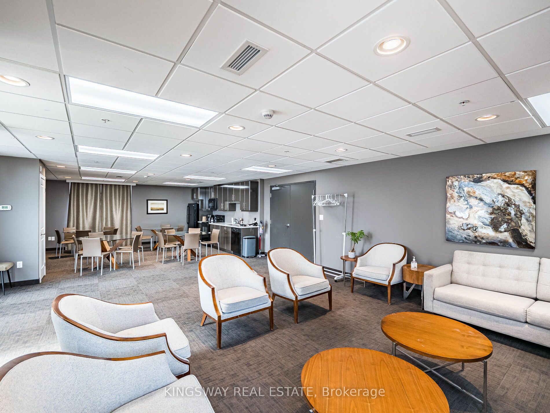5010 Corporate Dr Property Photo 41