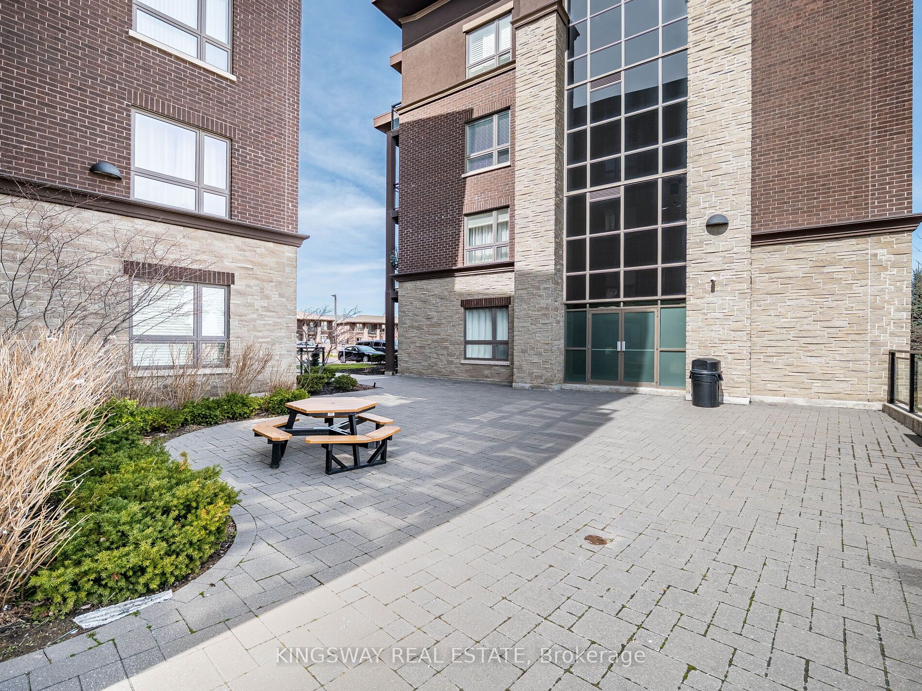 5010 Corporate Dr Property Photo 44