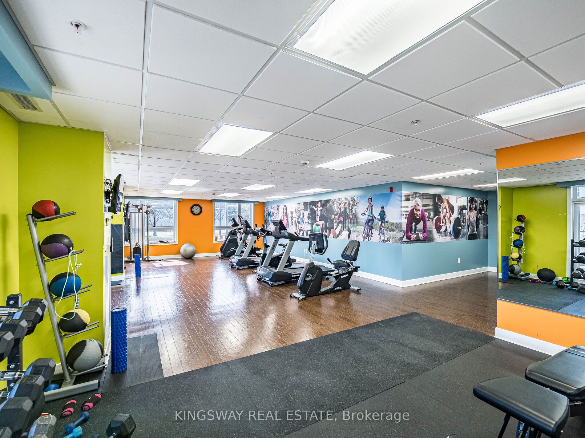 5010 Corporate Dr Property Photo 45
