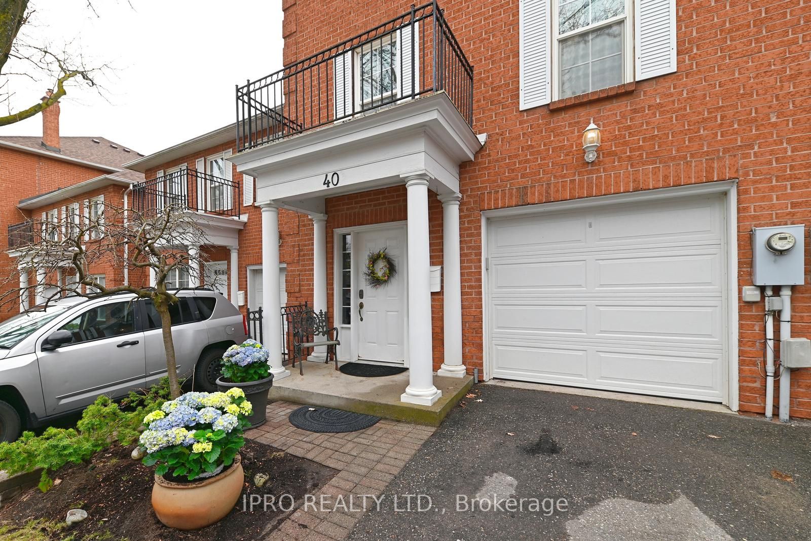 #40 - 40 Stornwood Court Property Photo 1