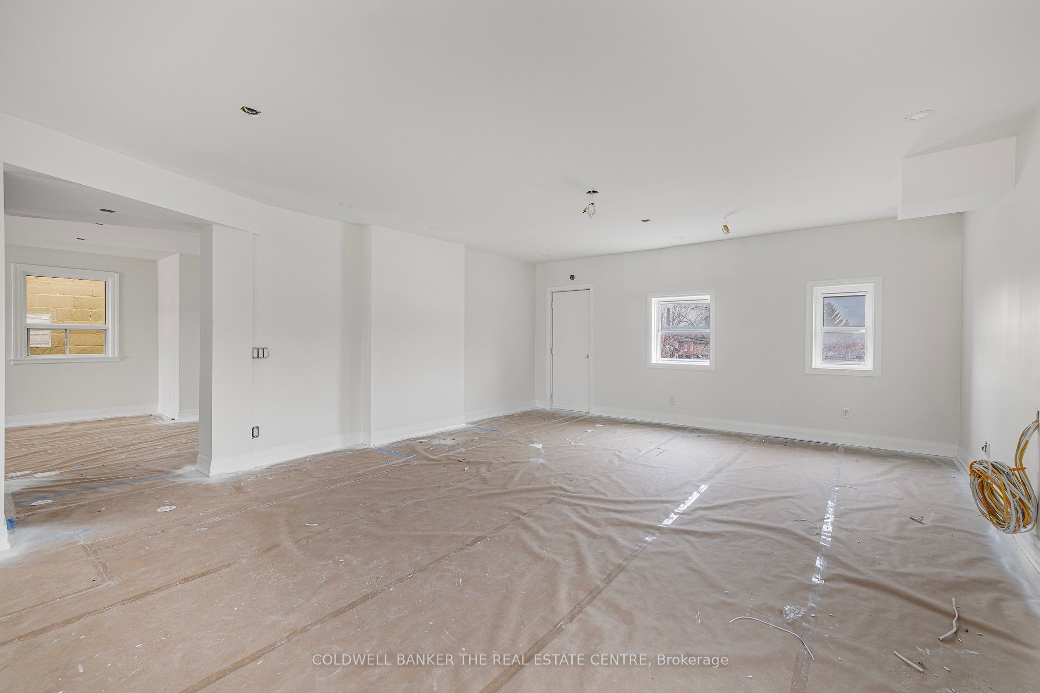 #2nd Fl - 2242 Eglinton Avenue Property Photo 5