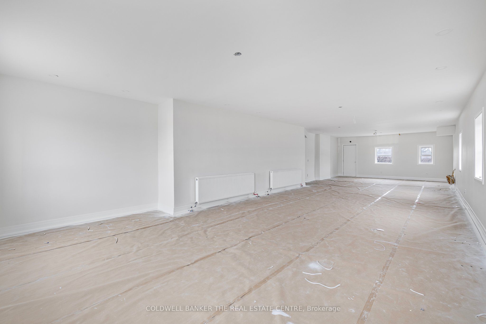 #2nd Fl - 2242 Eglinton Avenue Property Photo 9