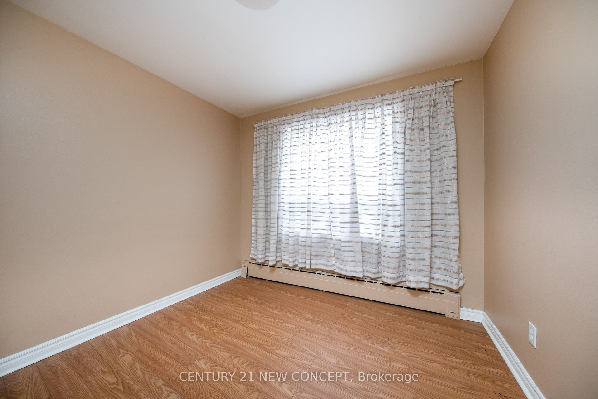 1196 Weston Road 1 Property Photo 8