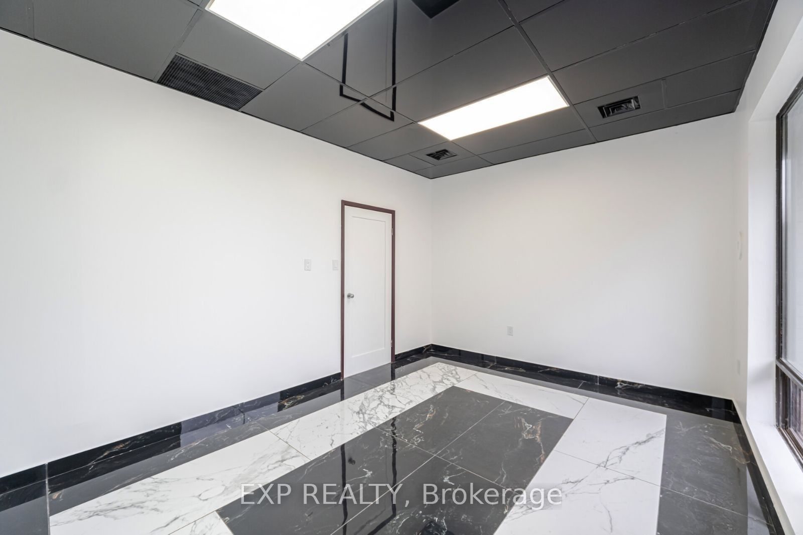 1303 Matheson Boulevard Property Photo 9