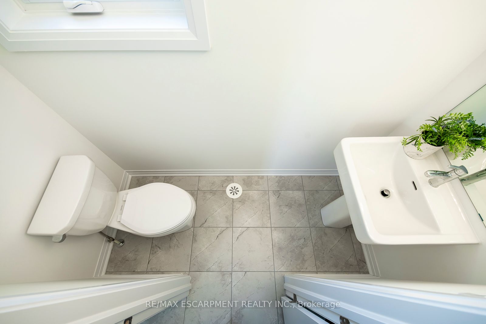 3262 Crystal Dr Property Photo 15