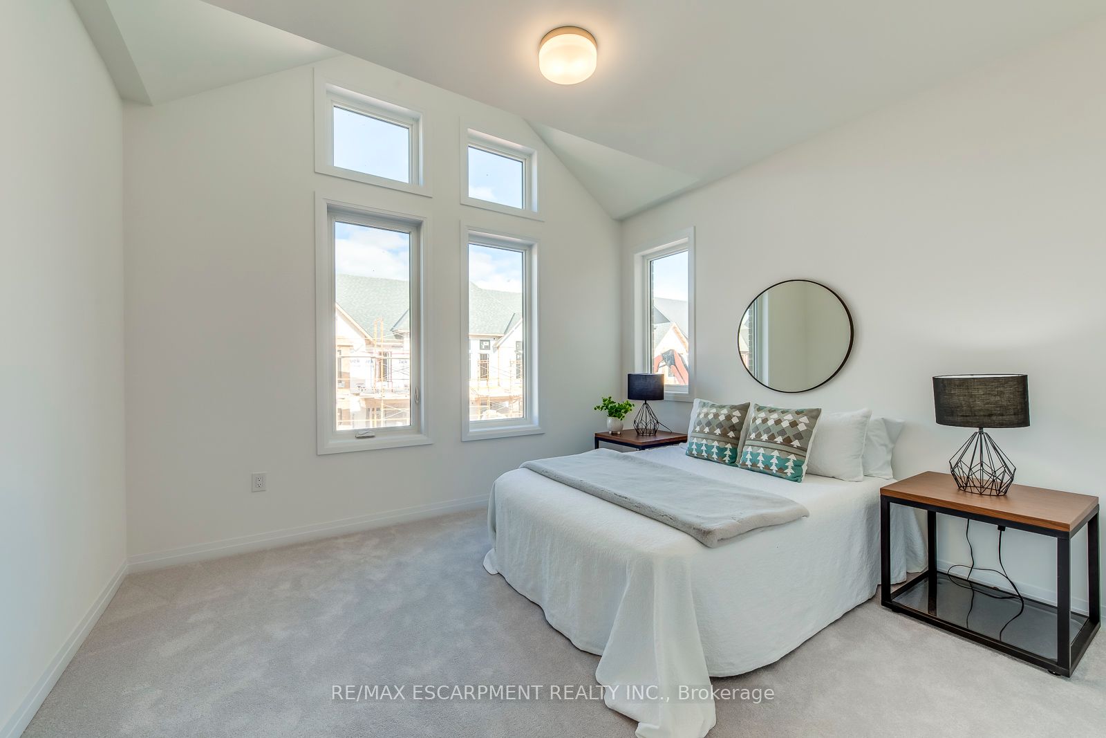 3262 Crystal Dr Property Photo 23