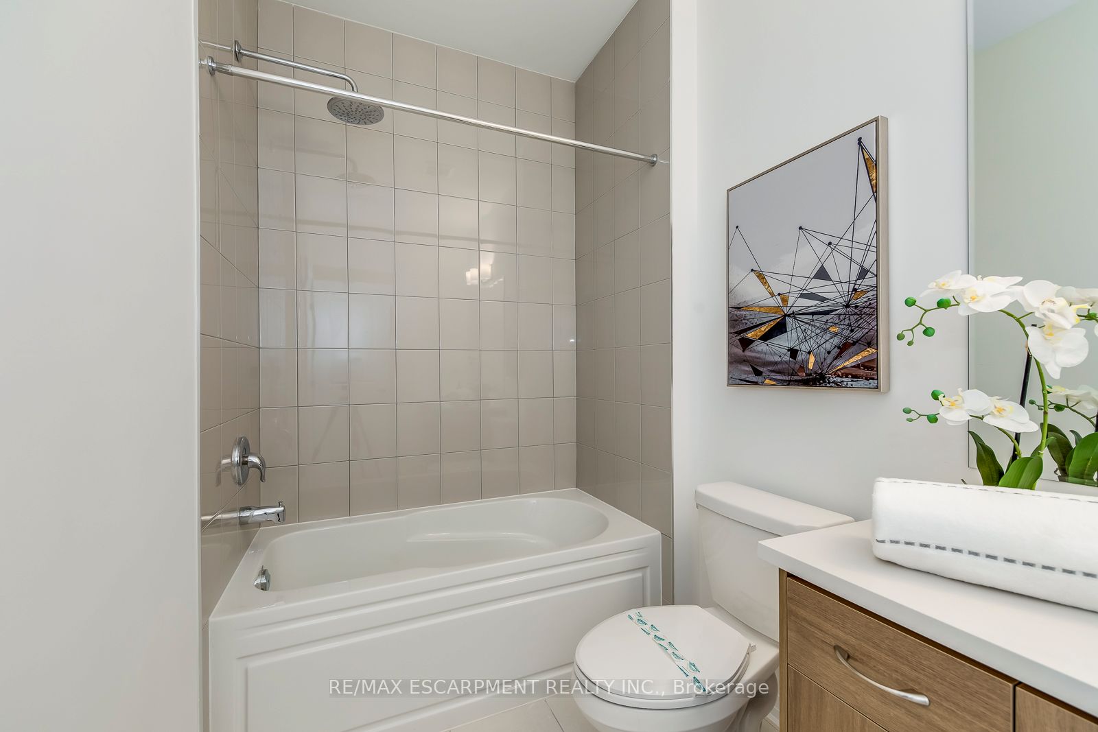 3262 Crystal Dr Property Photo 28