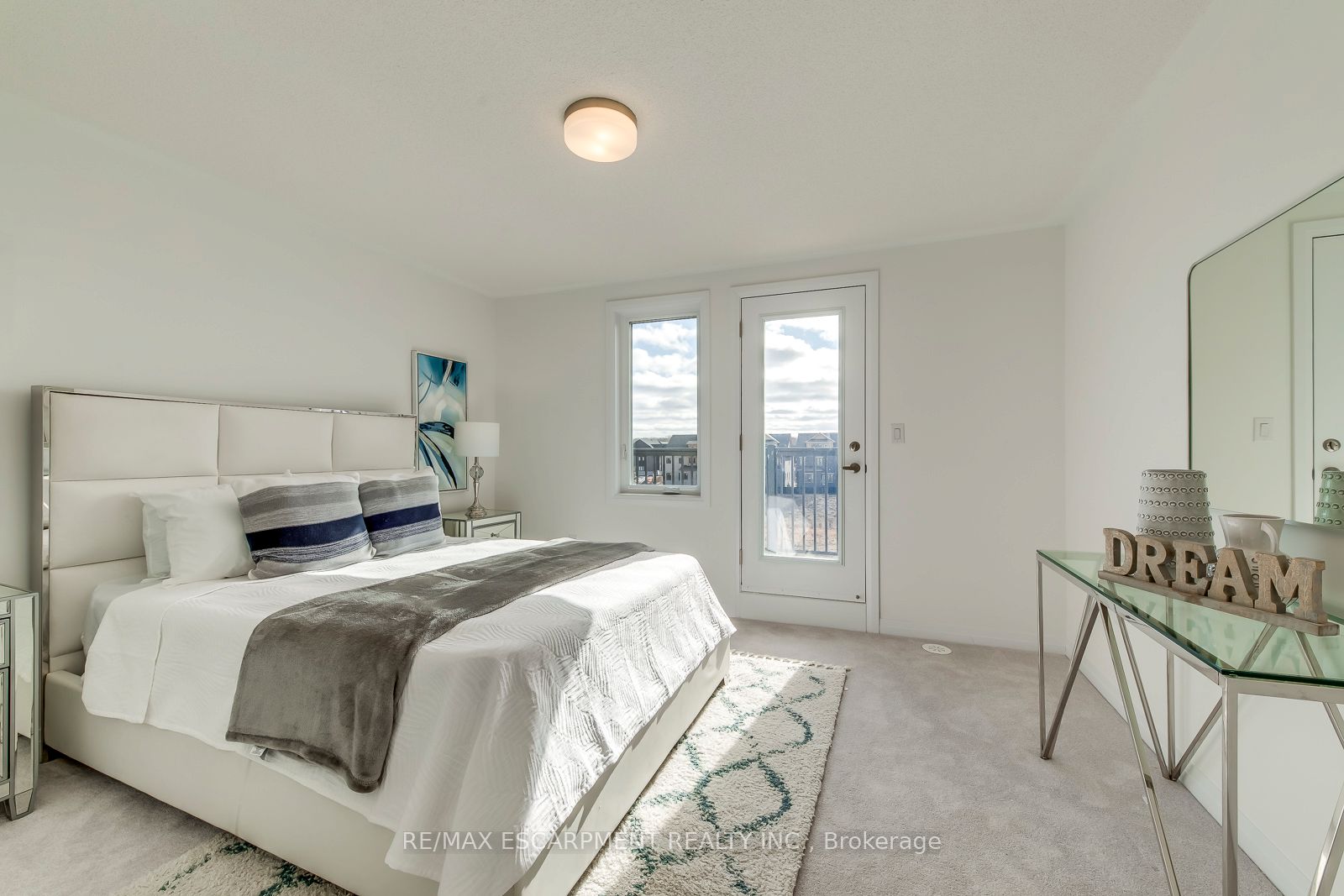 3262 Crystal Dr Property Photo 32