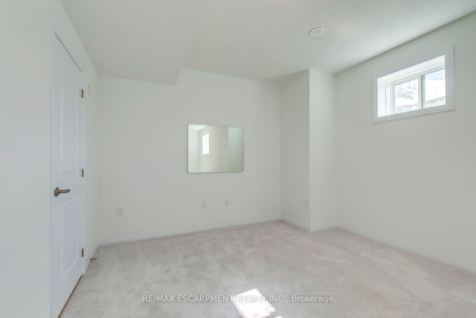 3262 Crystal Dr Property Photo 43