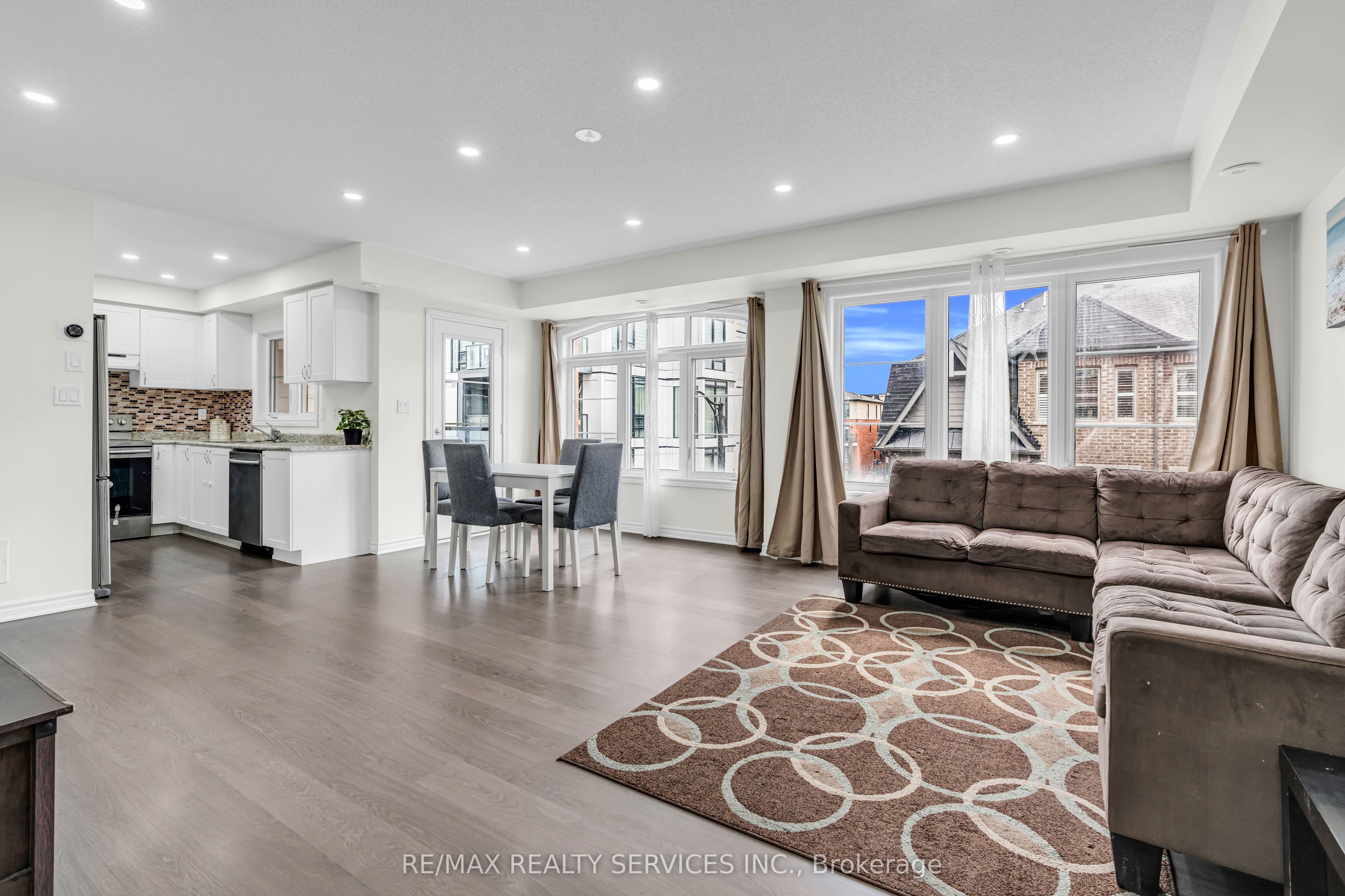 200 Veterans Drive 189 Property Photo 12