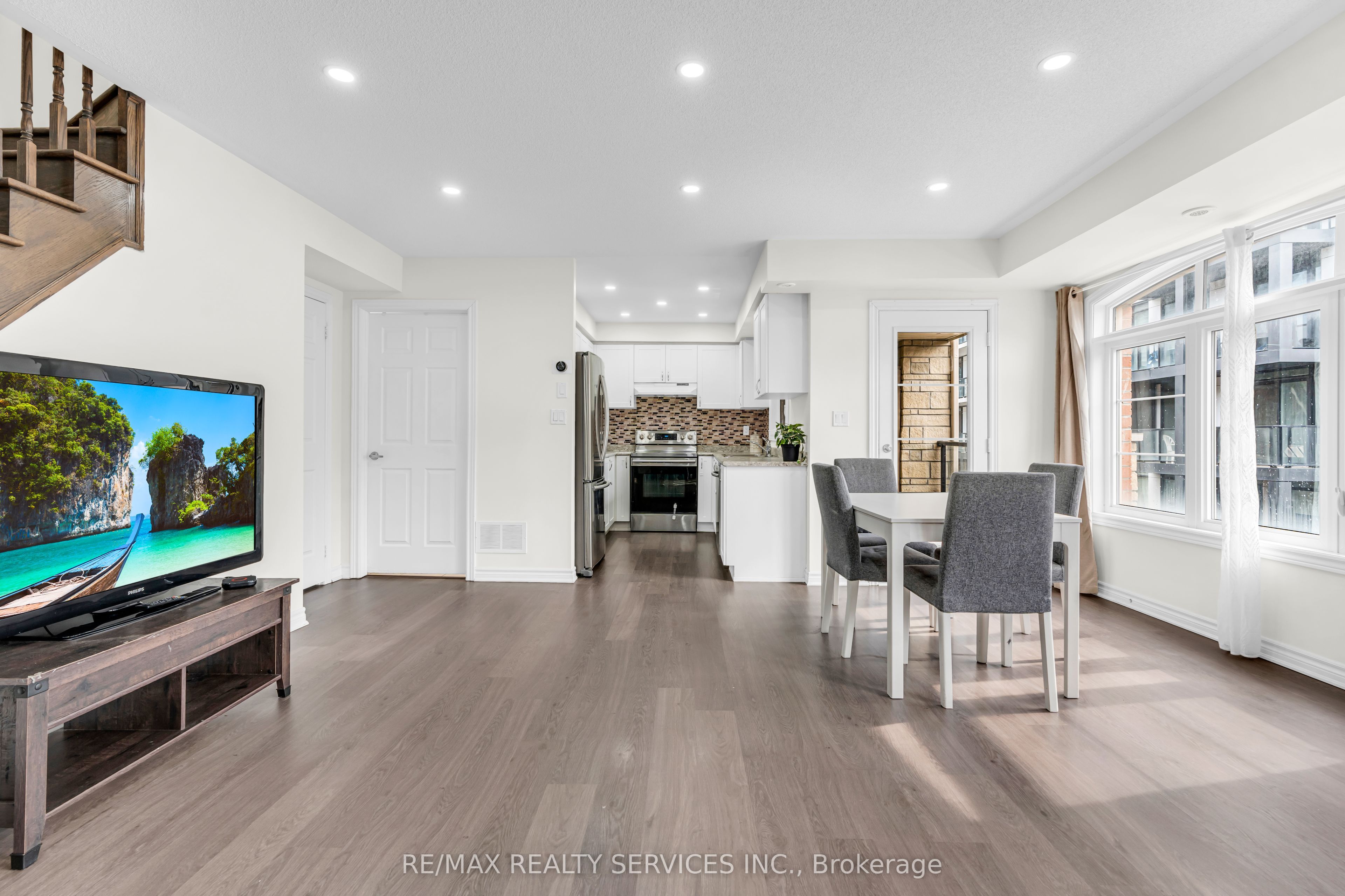 200 Veterans Drive 189 Property Photo 15
