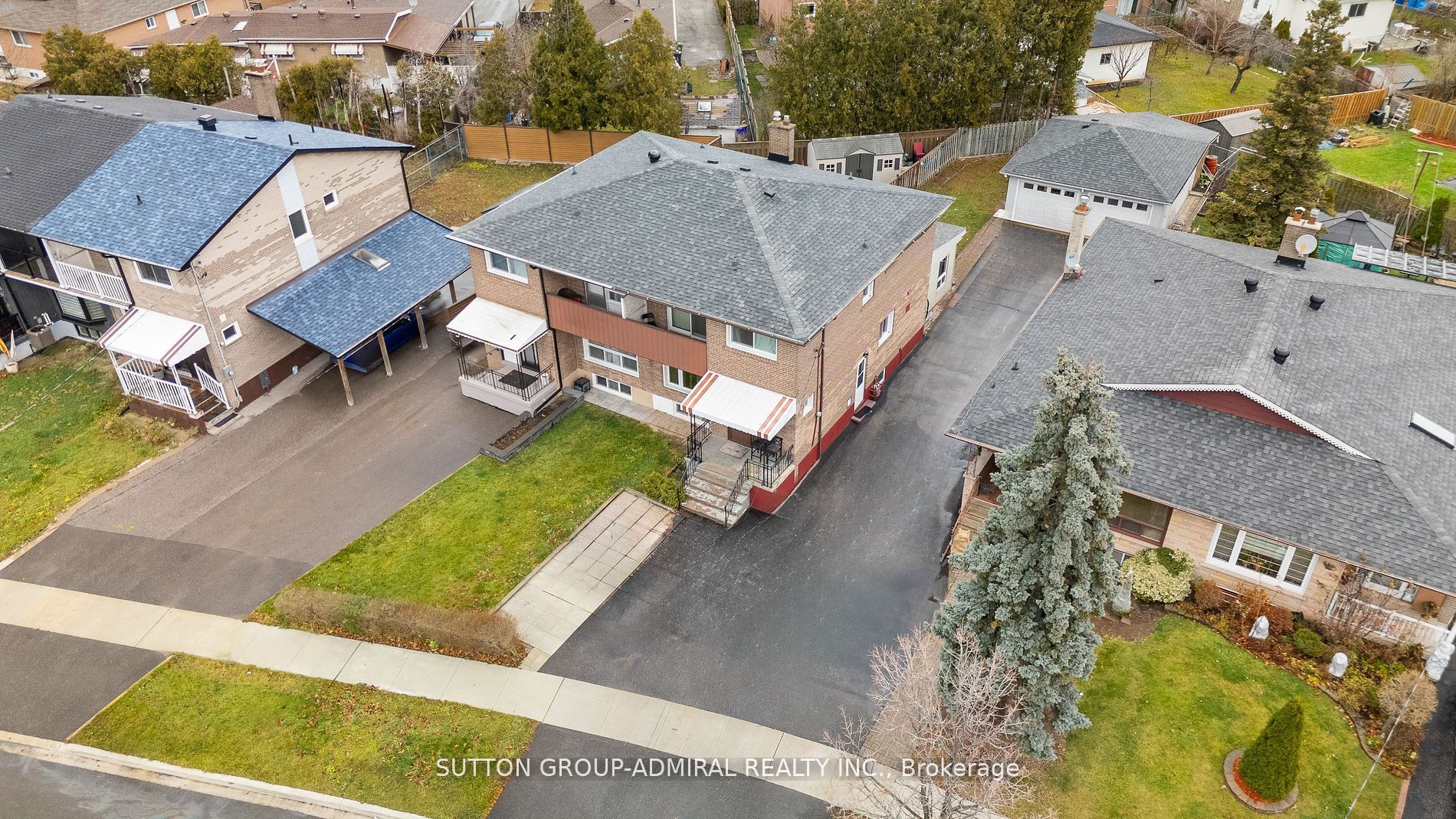 68 Wheatsheaf Crescent Property Photo 2