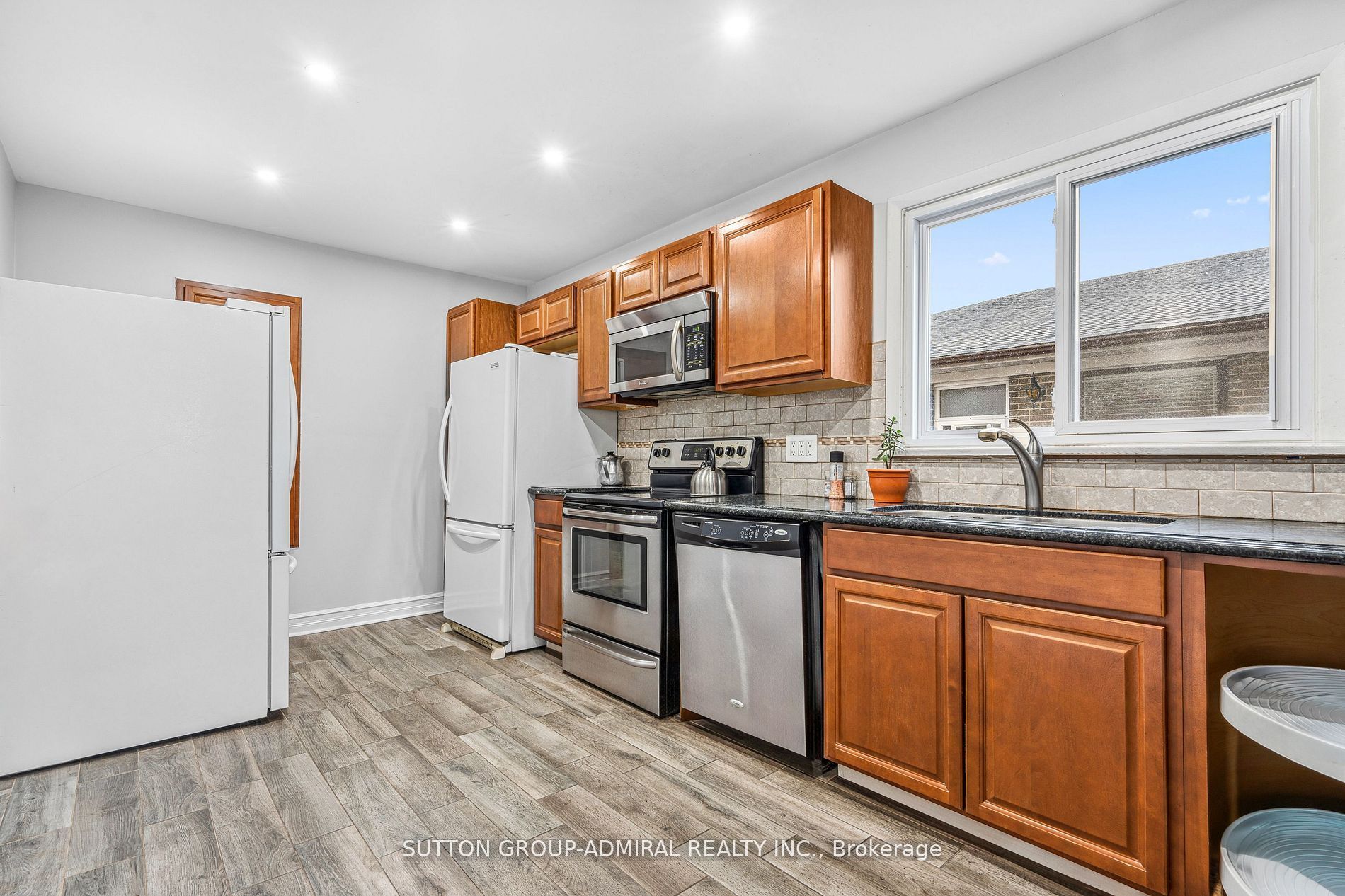 68 Wheatsheaf Crescent Property Photo 5
