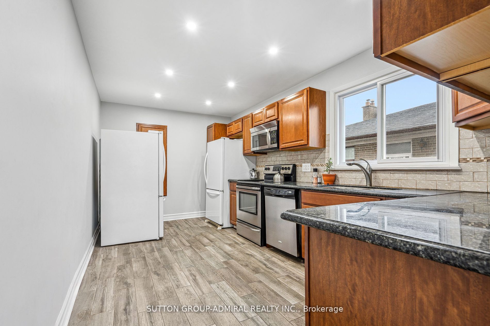 68 Wheatsheaf Crescent Property Photo 6