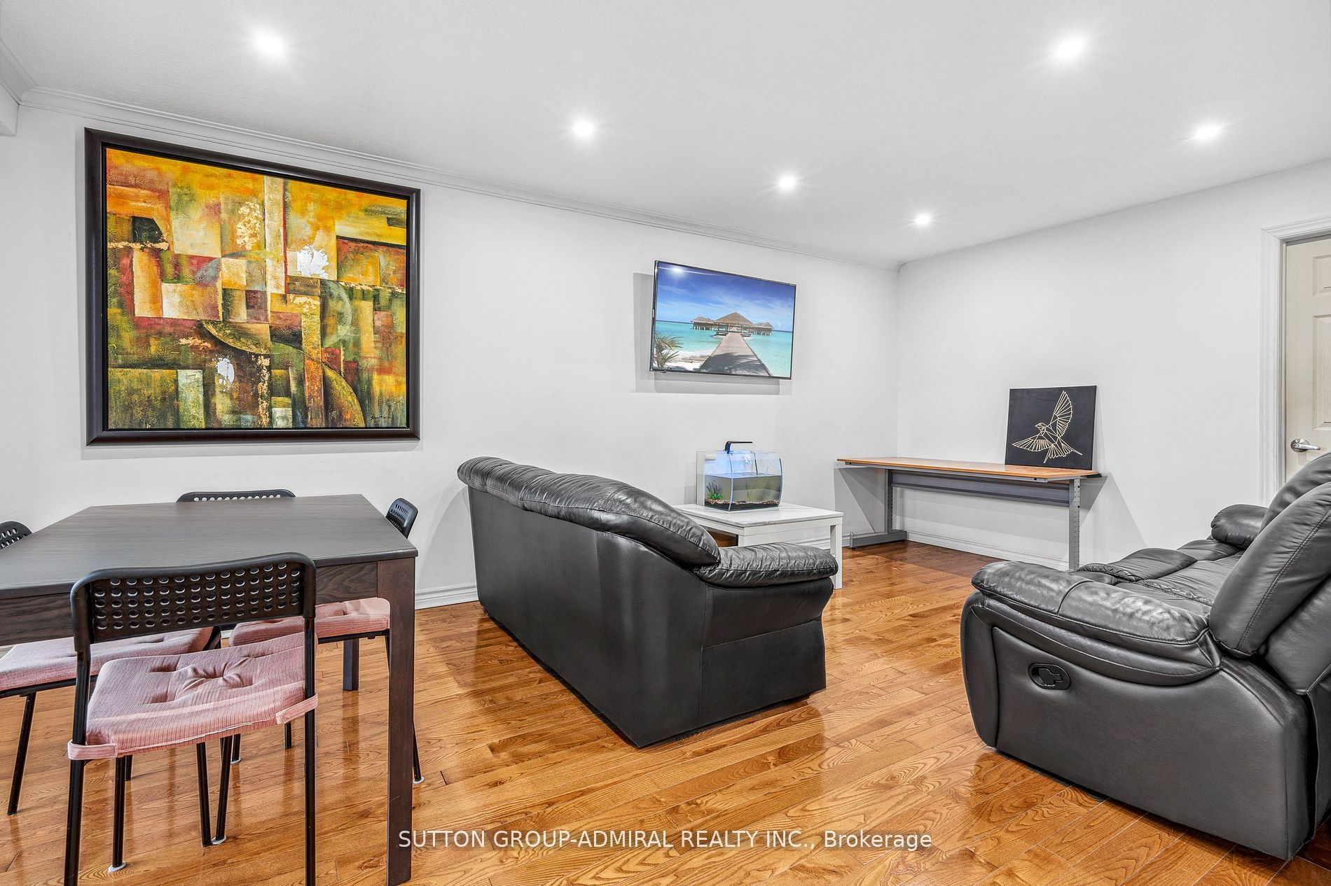 68 Wheatsheaf Crescent Property Photo 9